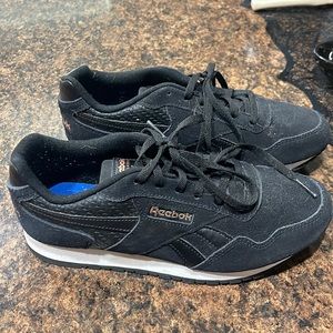Women’s Reebok shoes